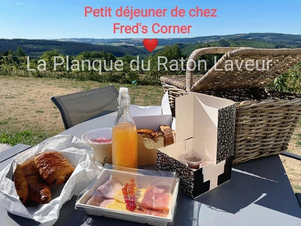 Aparthotel La Planque Du Raton Laveur Lierneux Exteriér fotografie
